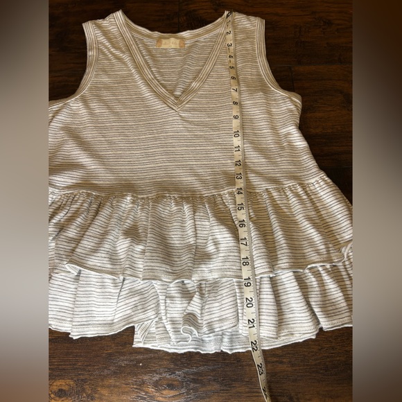 Altar'd State tiered ruffle peplum tank top Size XS - Picture 4 of 7